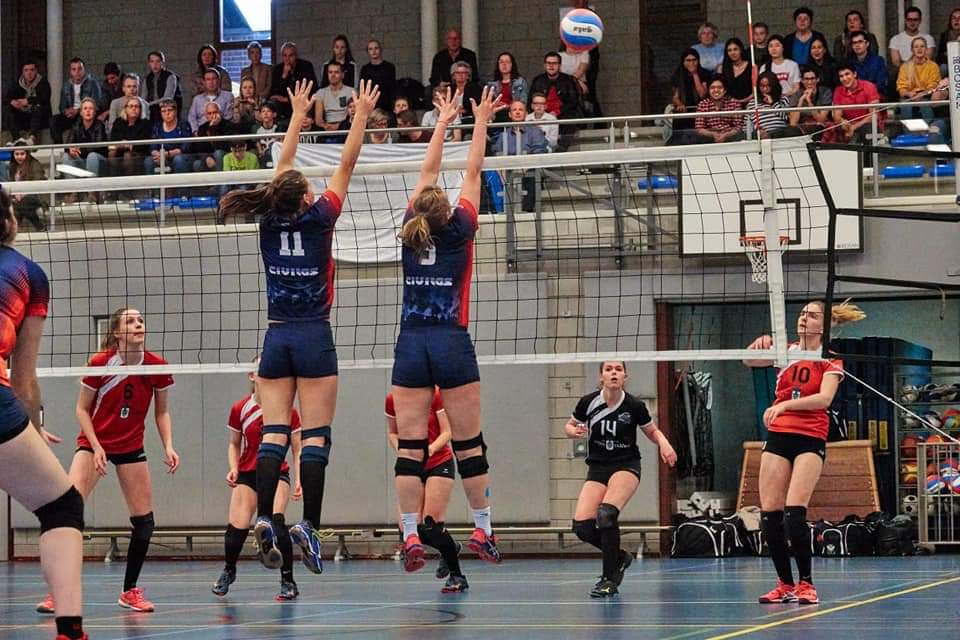 Eerste thuiswedstrijden van het nieuwe seizoen in onze sporthal!